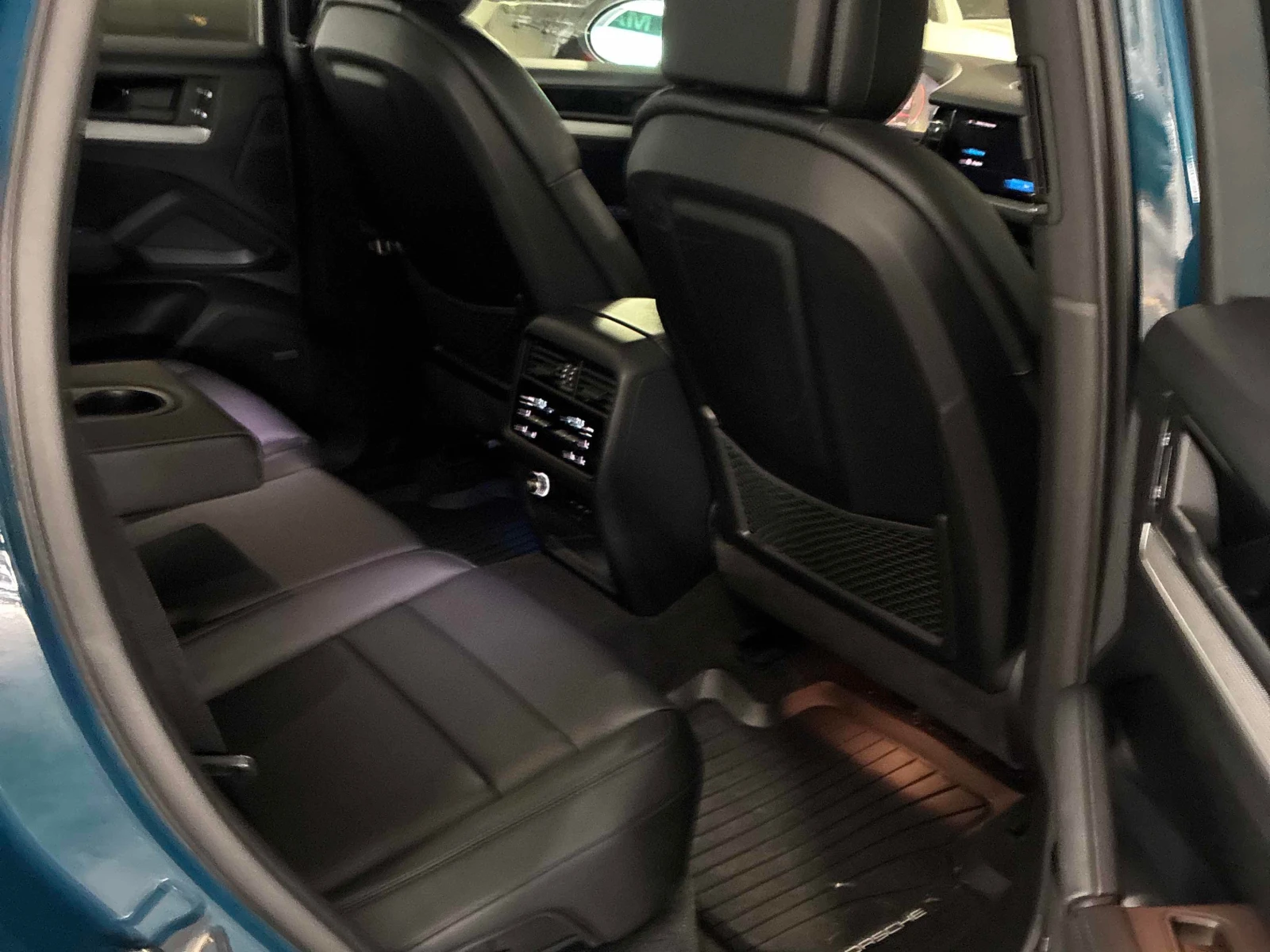 Porsche Cayenne * AWD * CARFAX * ОПЦИЯ ЗА ФИНАНСИРАНЕ, снимка 14 - Автомобили и джипове - 56096072