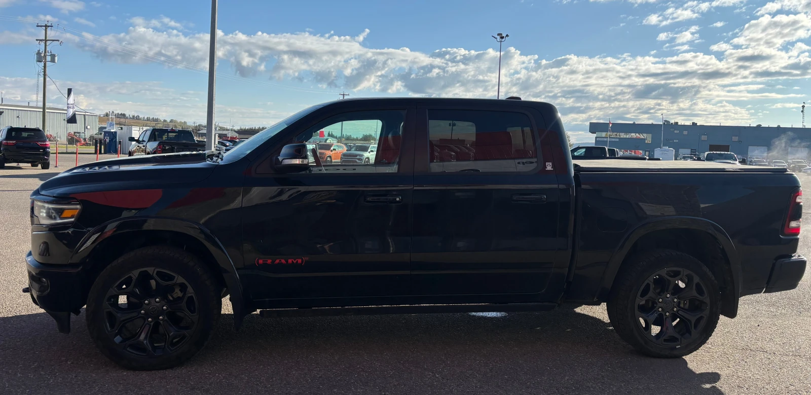 Dodge RAM 1500 * Limited * АВТОКРЕДИТ БЕЗ ПЪРВОНАЧАЛНА ВНОСКА* , снимка 14 - Автомобили и джипове - 56115424