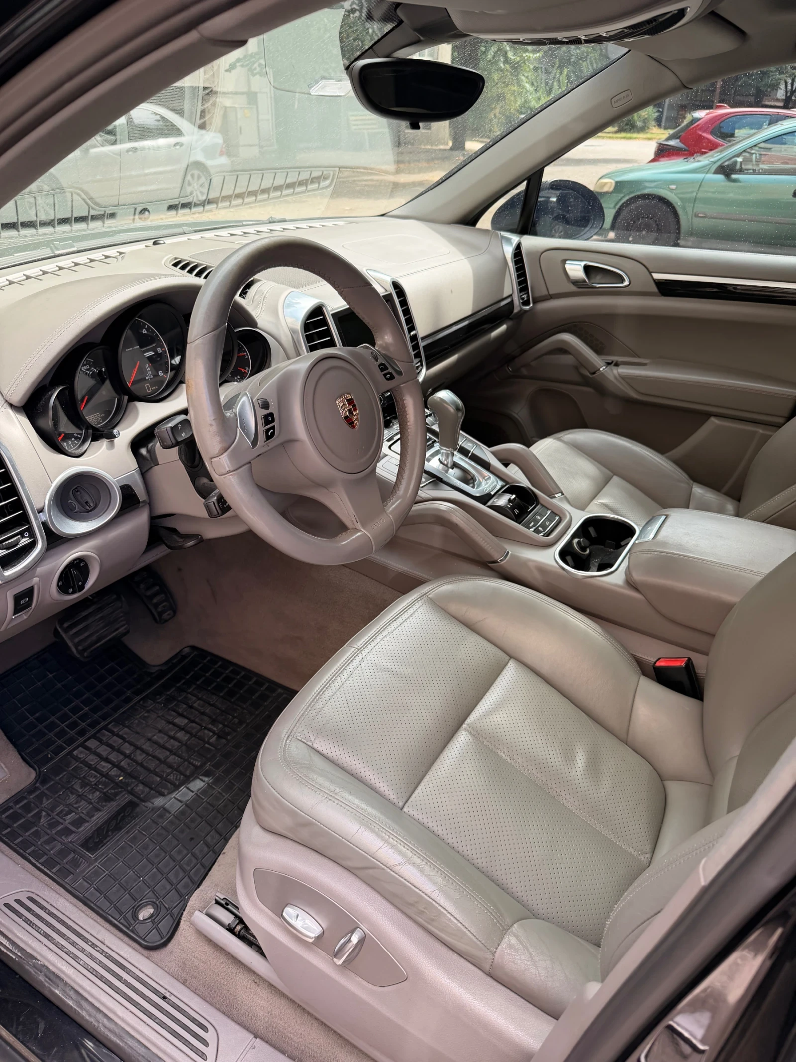 Porsche Cayenne, снимка 9 - Автомобили и джипове - 56361709
