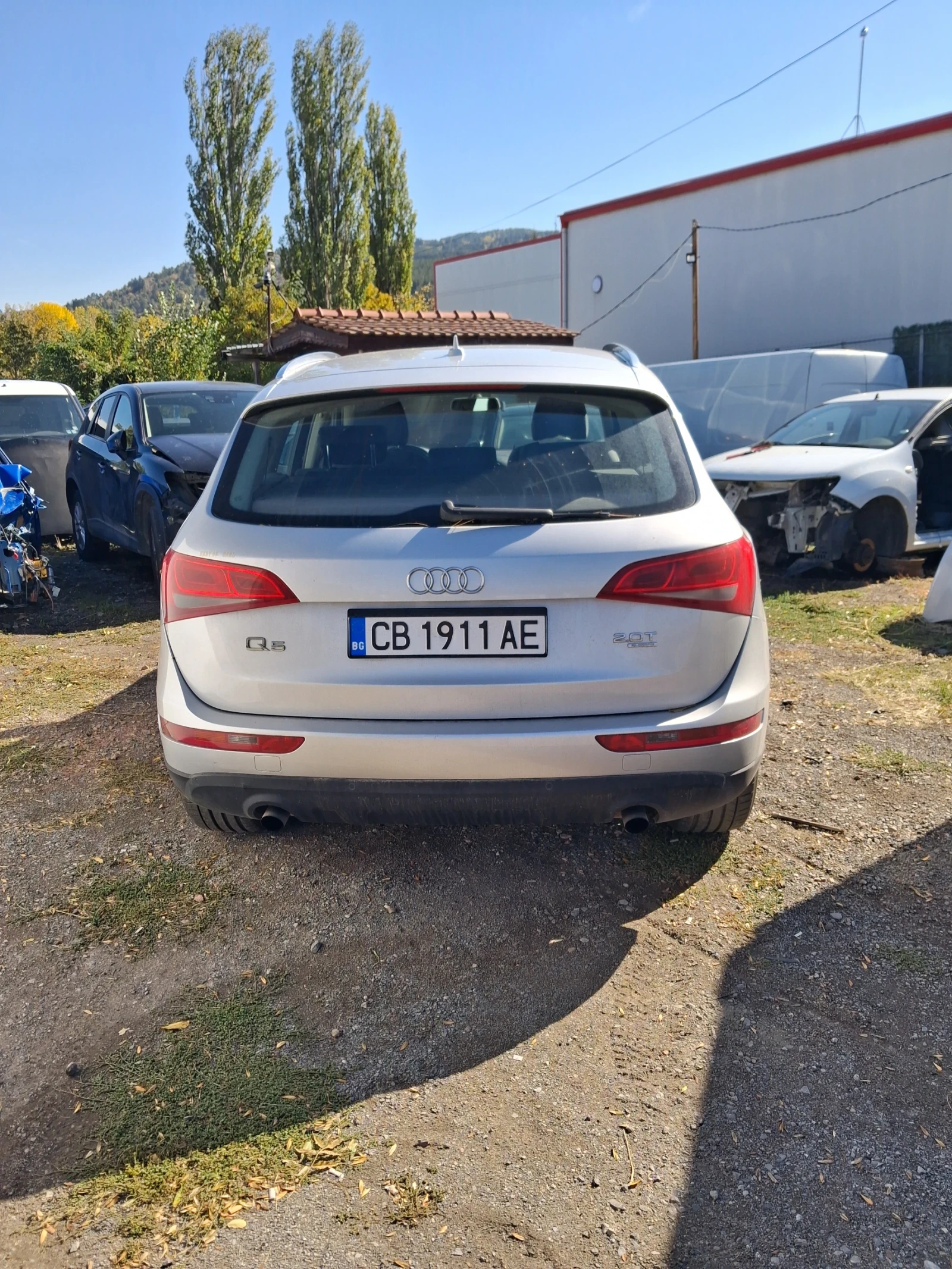 Audi Q5 2.0fsi, снимка 4 - Автомобили и джипове - 56564682