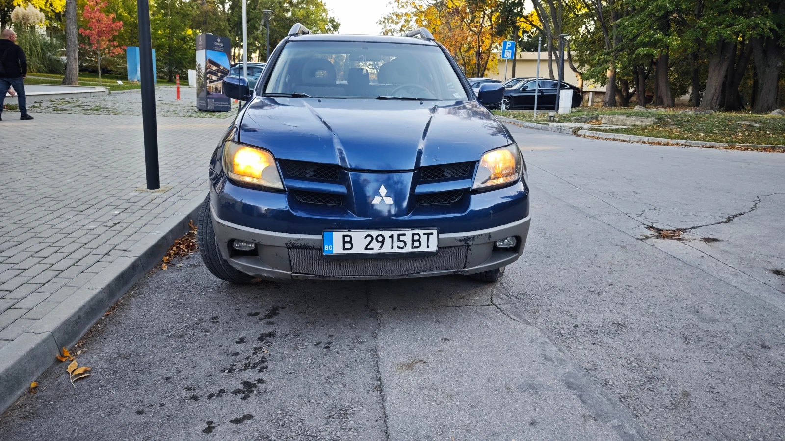 Mitsubishi Outlander 2.4, снимка 3 - Автомобили и джипове - 56638805