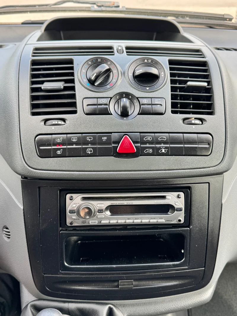 Mercedes-Benz Vito 2.2CDI ИТАЛИЯ, снимка 12 - Бусове и автобуси - 50826553