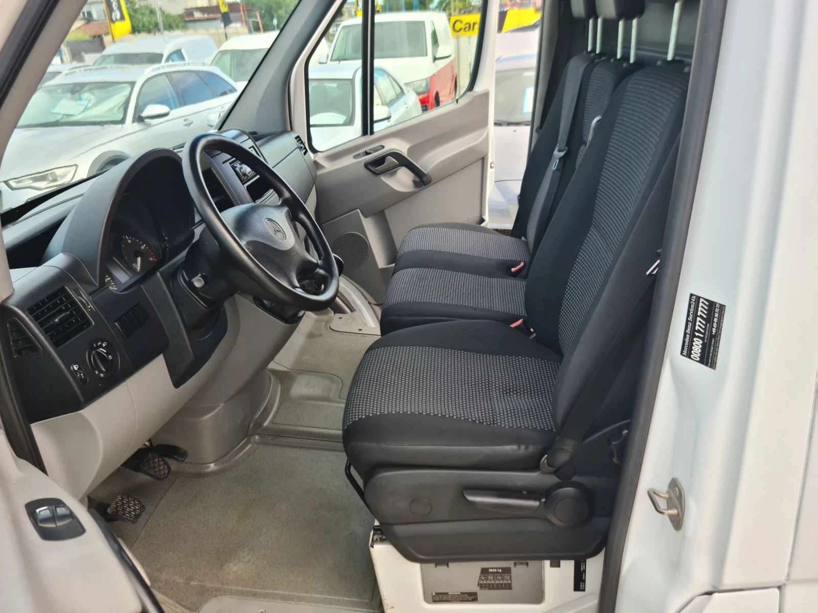 Mercedes-Benz Sprinter 318 V6 - CDI , снимка 9 - Бусове и автобуси - 54870687