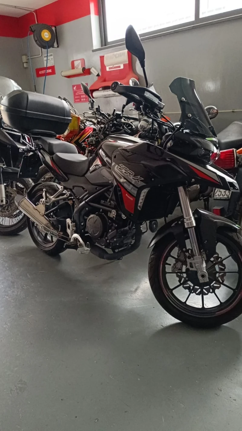 Benelli 250 TRK 251
