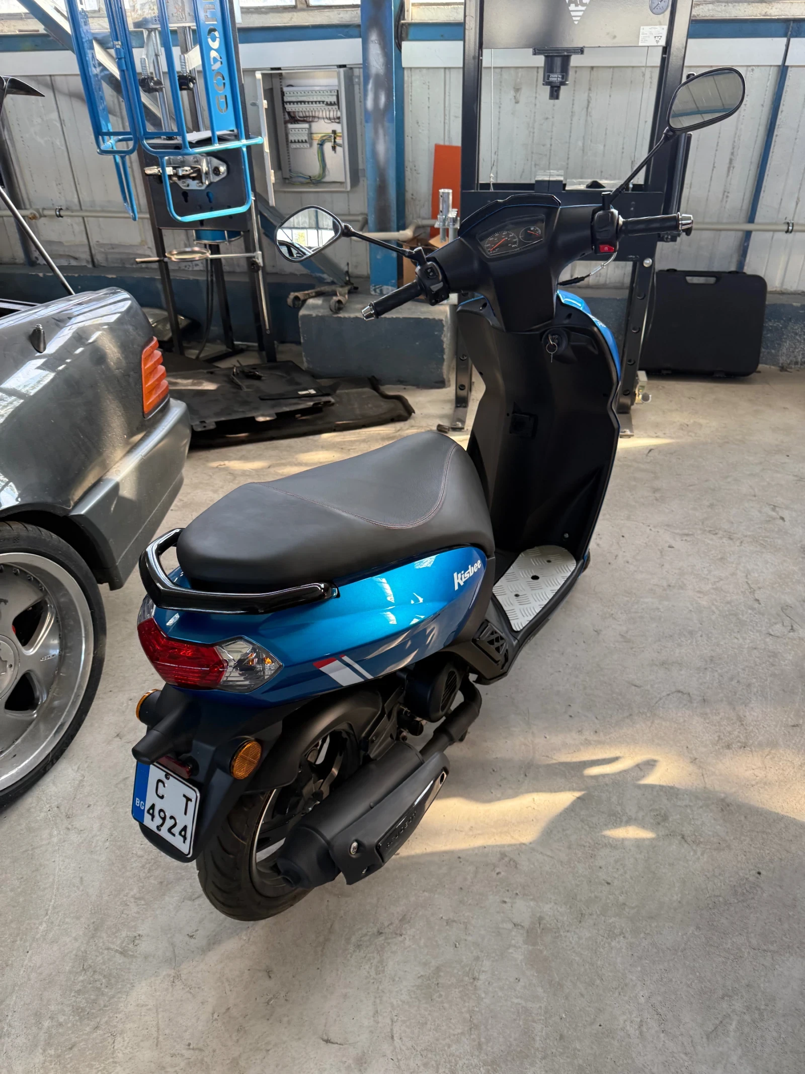 Peugeot Kissbee 50cc - изображение 3