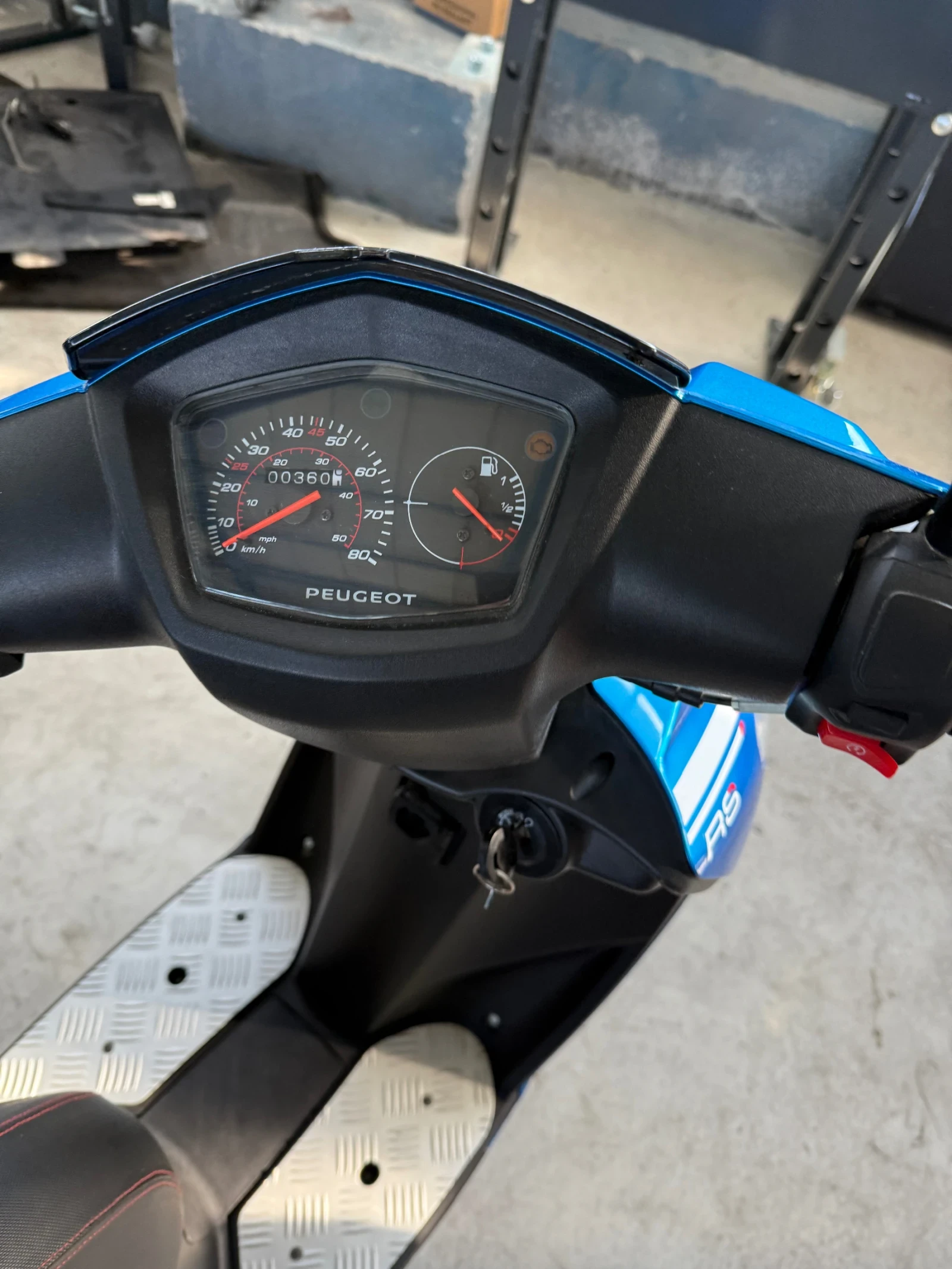 Peugeot Kissbee 50cc - изображение 2