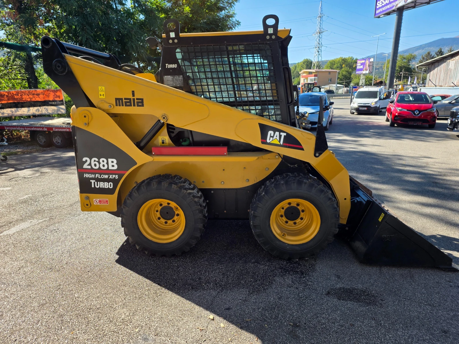 Мини челни товарачи Cat 268B-клима+ парно+ hf, снимка 5 - Индустриална техника - 56335866