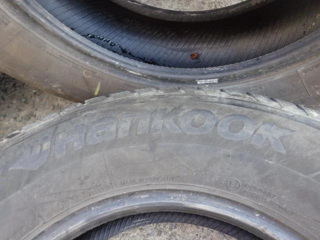 Гуми Зимни 225/70R16, снимка 9 - Гуми и джанти - 21429553