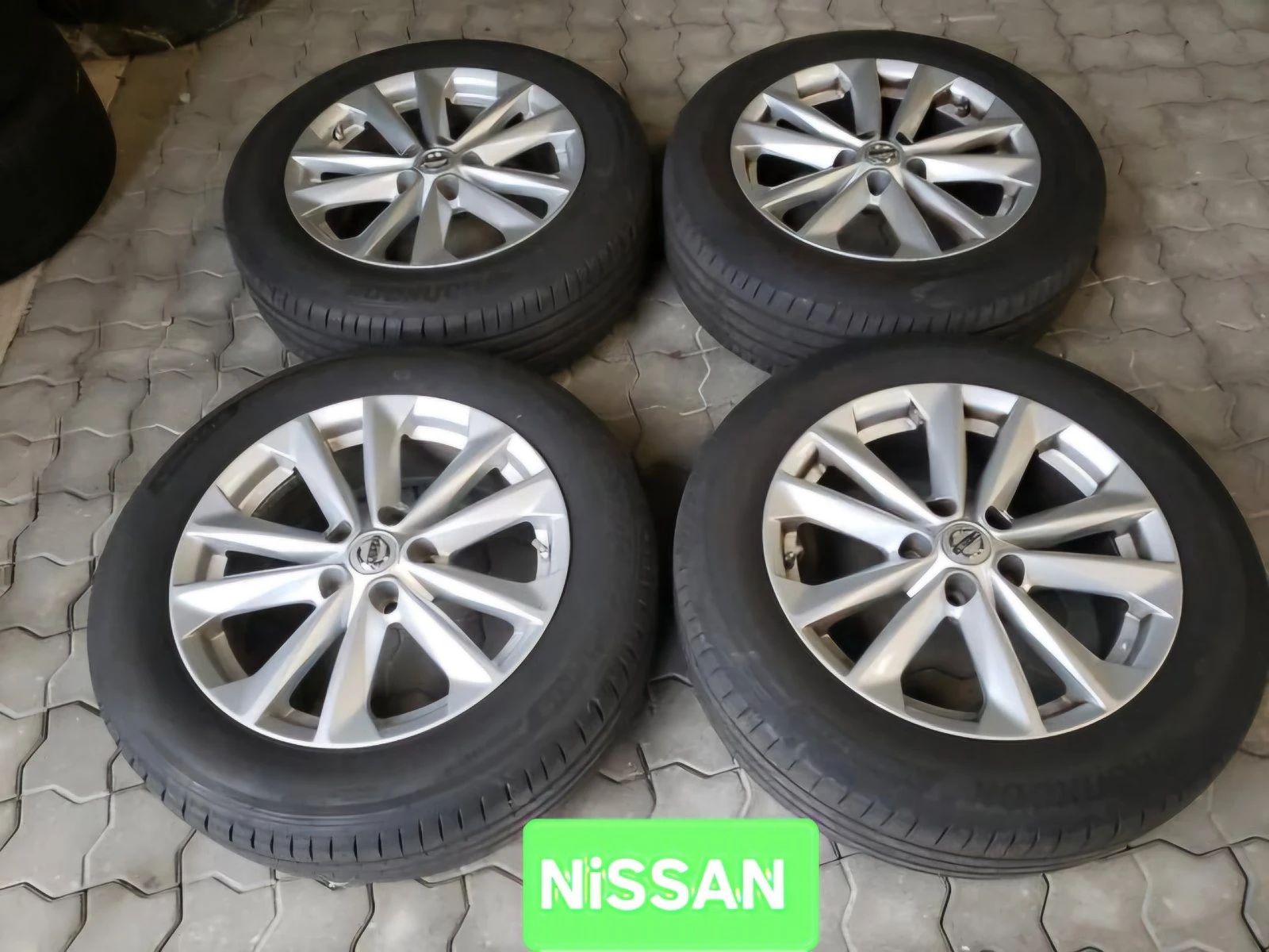    215/60R17  Nissan | Mobile.bg   1