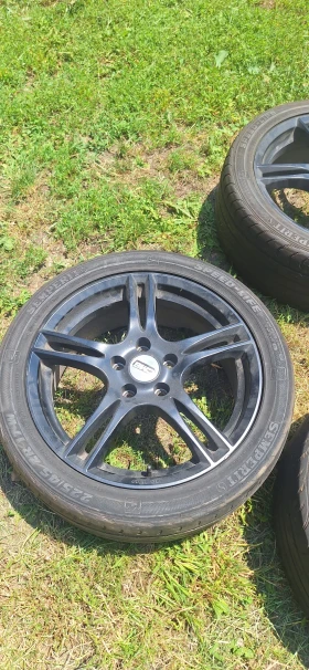        225/45R17