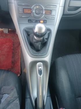 Toyota Auris 2.0 D4D, ЛИЗИНГ , снимка 10