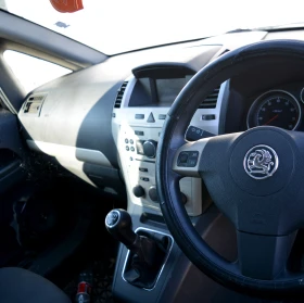 Opel Zafira 1.6 i - 11 лв. / 5.62 € - 47041970 6