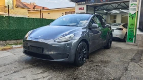������ Tesla Model Y