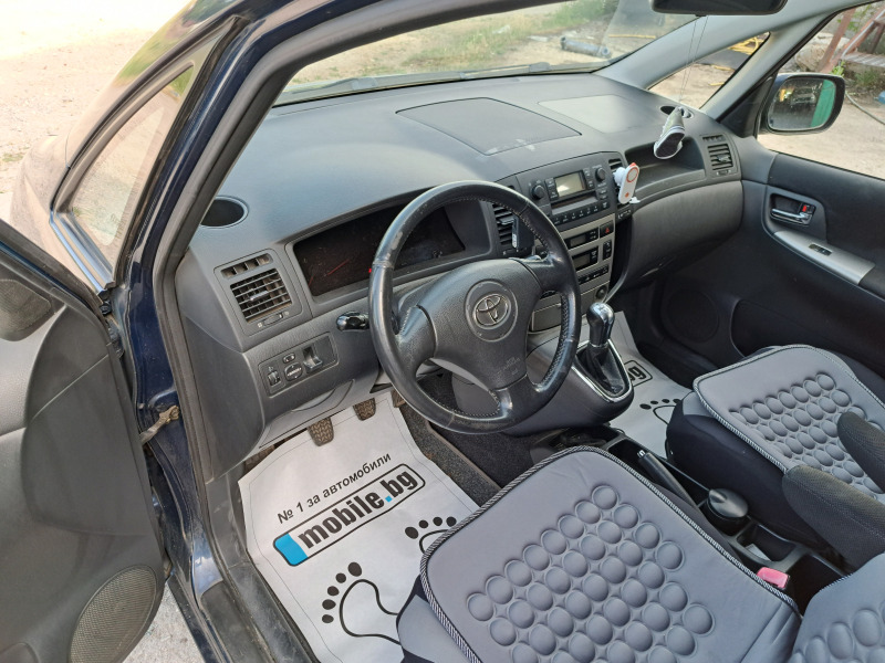 Toyota Corolla verso 2.0D4D 90к.с., снимка 11 - Автомобили и джипове - 46350138