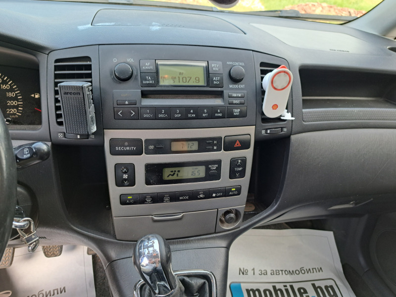 Toyota Corolla verso 2.0D4D 90к.с., снимка 12 - Автомобили и джипове - 46350138