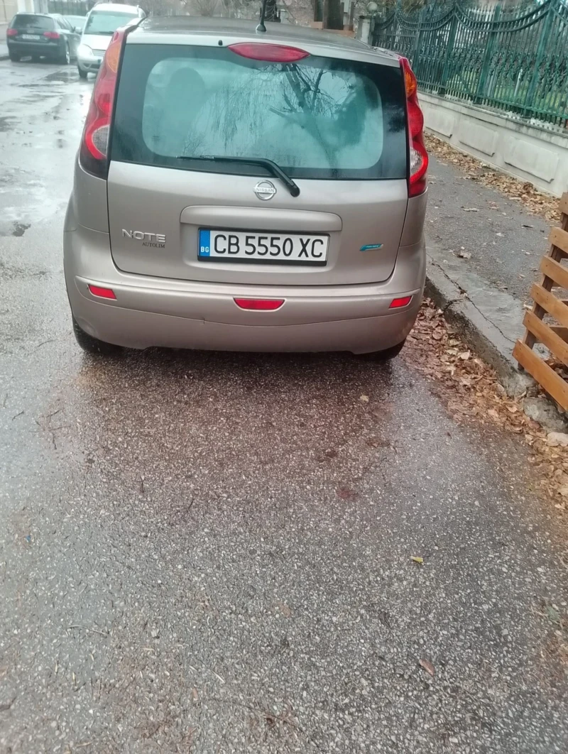 Nissan Note 1.4 бензин с фабрична газ, снимка 2 - Автомобили и джипове - 49192024