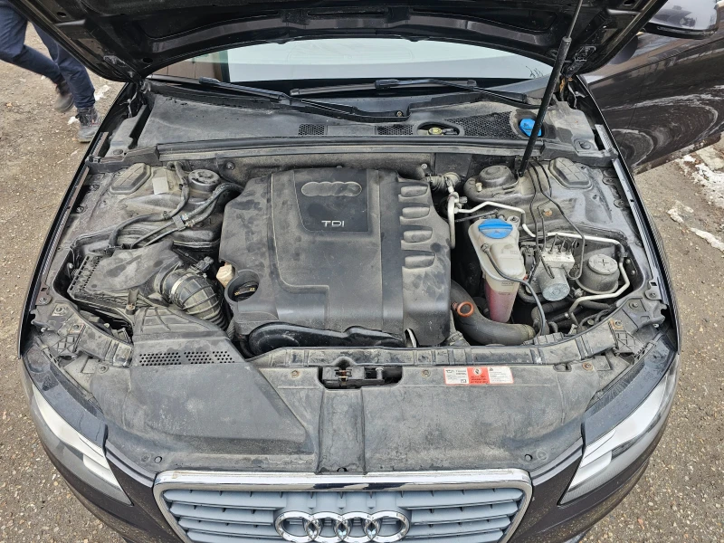 Audi A4 2.0 TDI, снимка 8 - Автомобили и джипове - 48814990