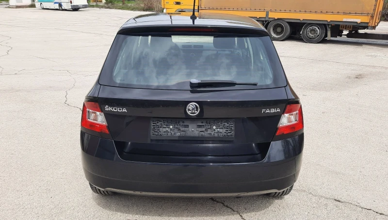 Skoda Fabia 1.2i DSG 80000km., снимка 6 - Автомобили и джипове - 49862744