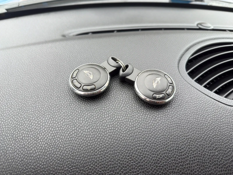 Mini Cooper s 1.6 Turbo, снимка 15 - Автомобили и джипове - 51849463