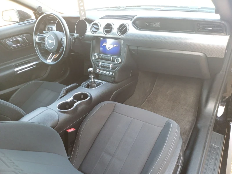 Ford Mustang 2.3 EcoBoost, снимка 11 - Автомобили и джипове - 52112106