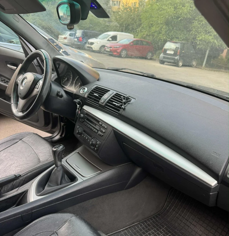 BMW 120, снимка 5 - Автомобили и джипове - 52388703