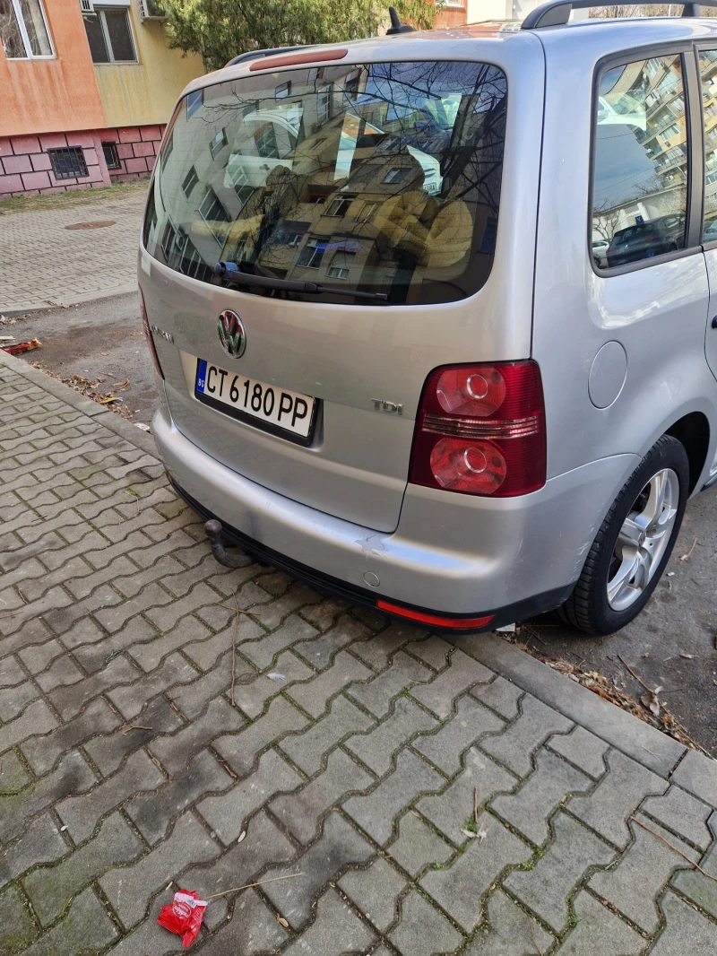 VW Touran, снимка 3 - Автомобили и джипове - 52454014