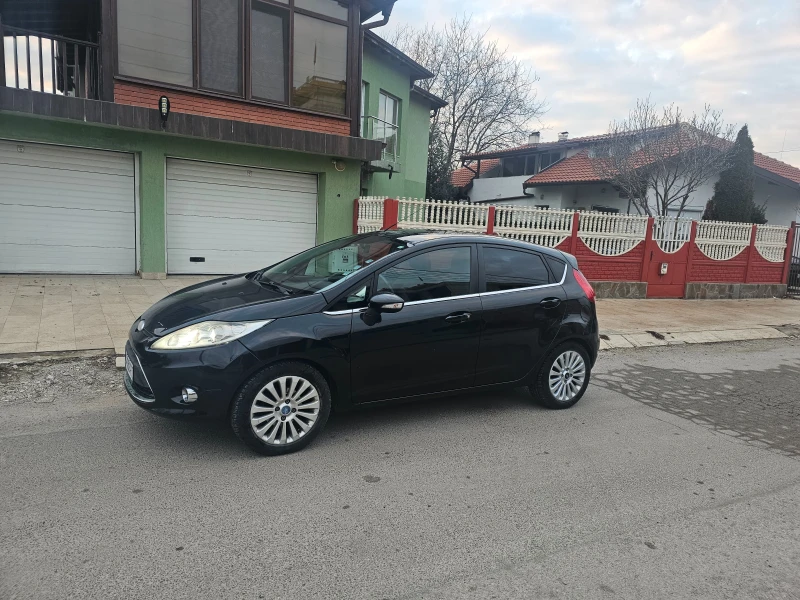 Ford Fiesta  Газ-инж- Гаражна, снимка 2 - Автомобили и джипове - 52877065