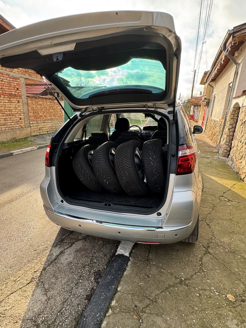 Citroen C4 Picasso 1.6 e-hdi 78 Хил АВТОМАТ , снимка 13 - Автомобили и джипове - 52957701