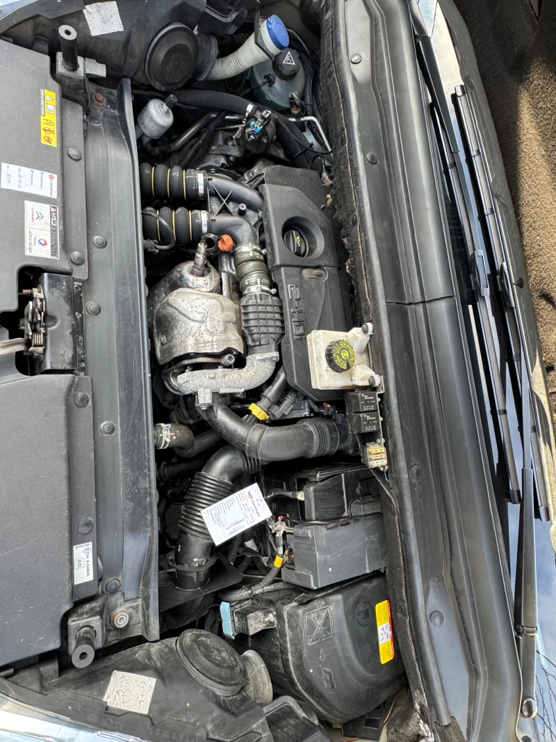 Citroen C4 Picasso 1.6 e-hdi 78 Хил АВТОМАТ , снимка 14 - Автомобили и джипове - 52957701