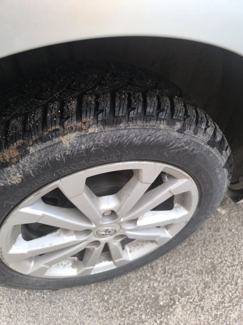 Toyota Verso 2.0, снимка 9 - Автомобили и джипове - 53538820