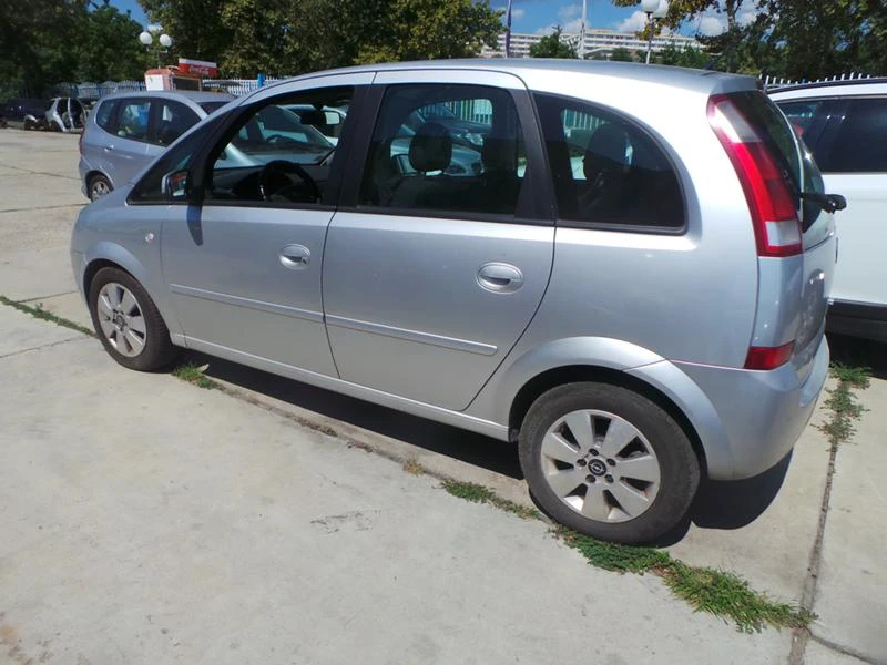 Opel Meriva 1.7 CDTI, снимка 3 - Автомобили и джипове - 47850544