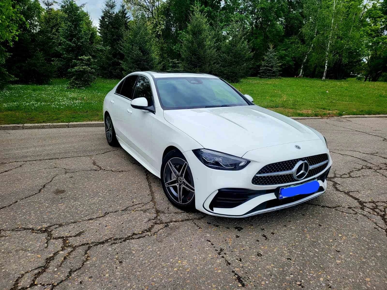 Mercedes-Benz C 200 AMG 4matic в Гаранция - изображение 2