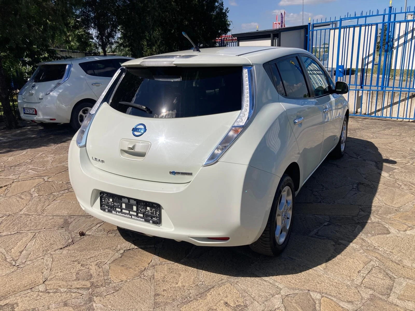 Nissan Leaf  НАВИГАЦИЯ ПОДГРЕВ НА ВОЛАН КАМЕРА - изображение 5