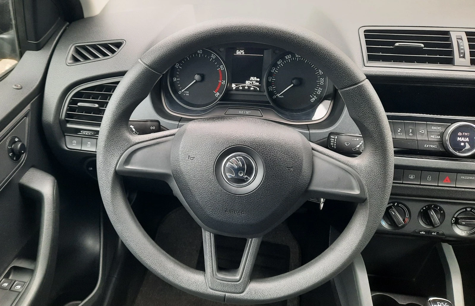 Skoda Fabia 1.2i DSG 80000km. | Mobile.bg — изображение 13