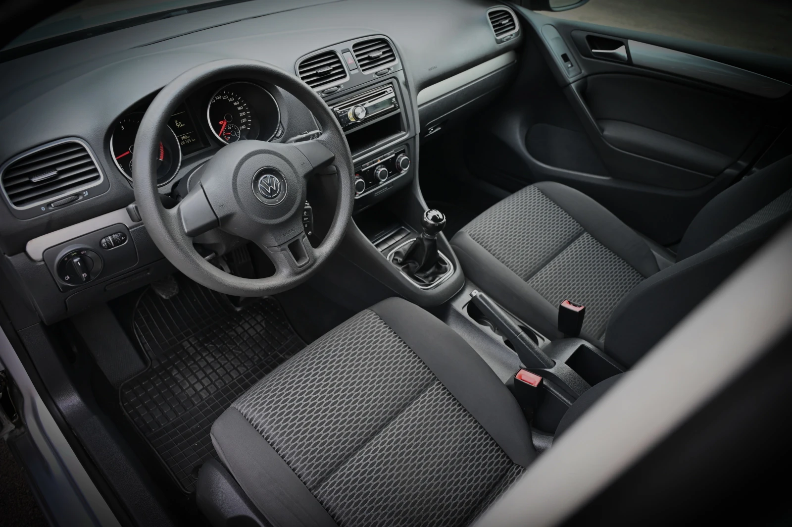 VW Golf 1.6 TDI - изображение 9