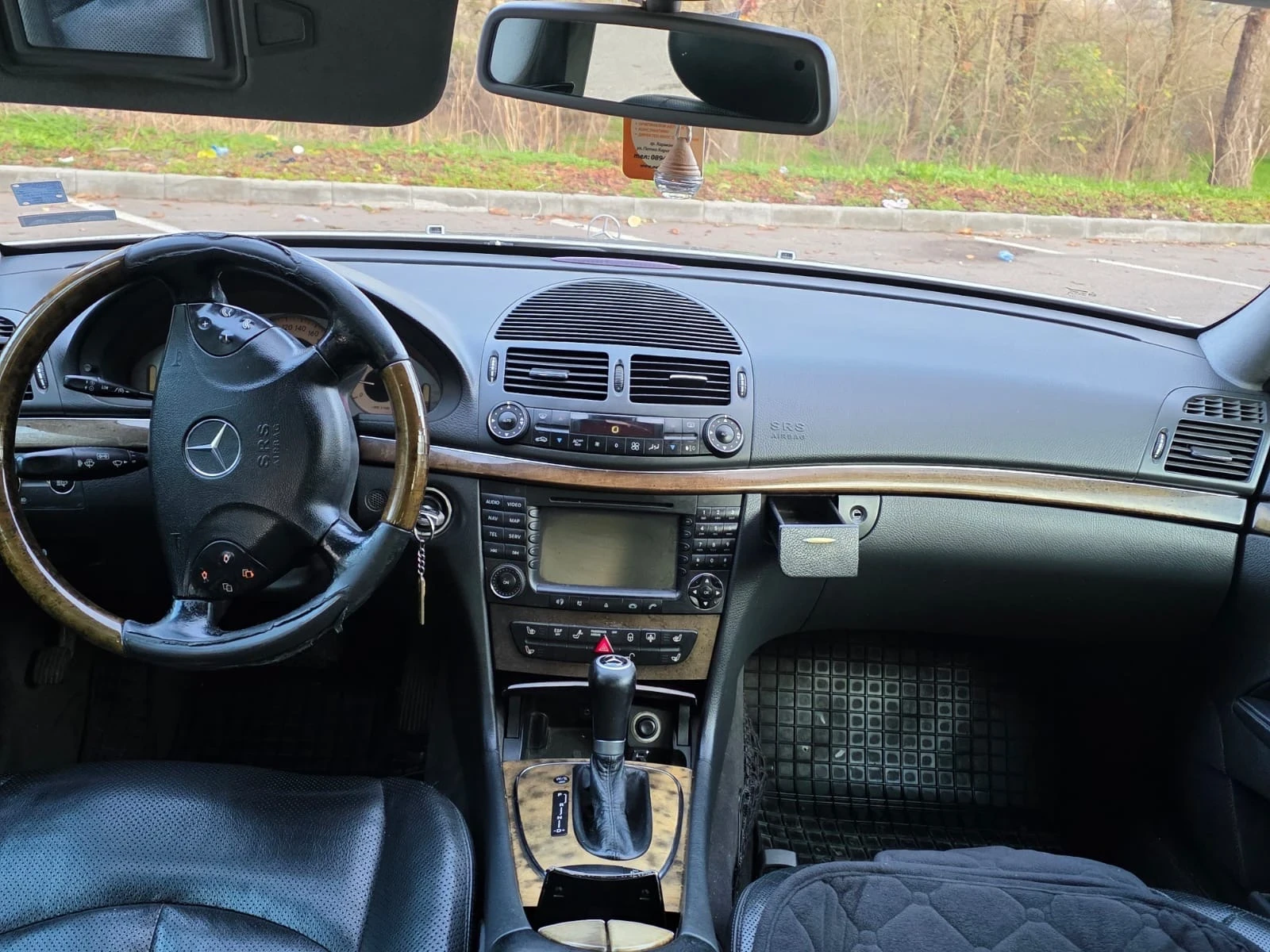 Mercedes-Benz E 270  - изображение 6