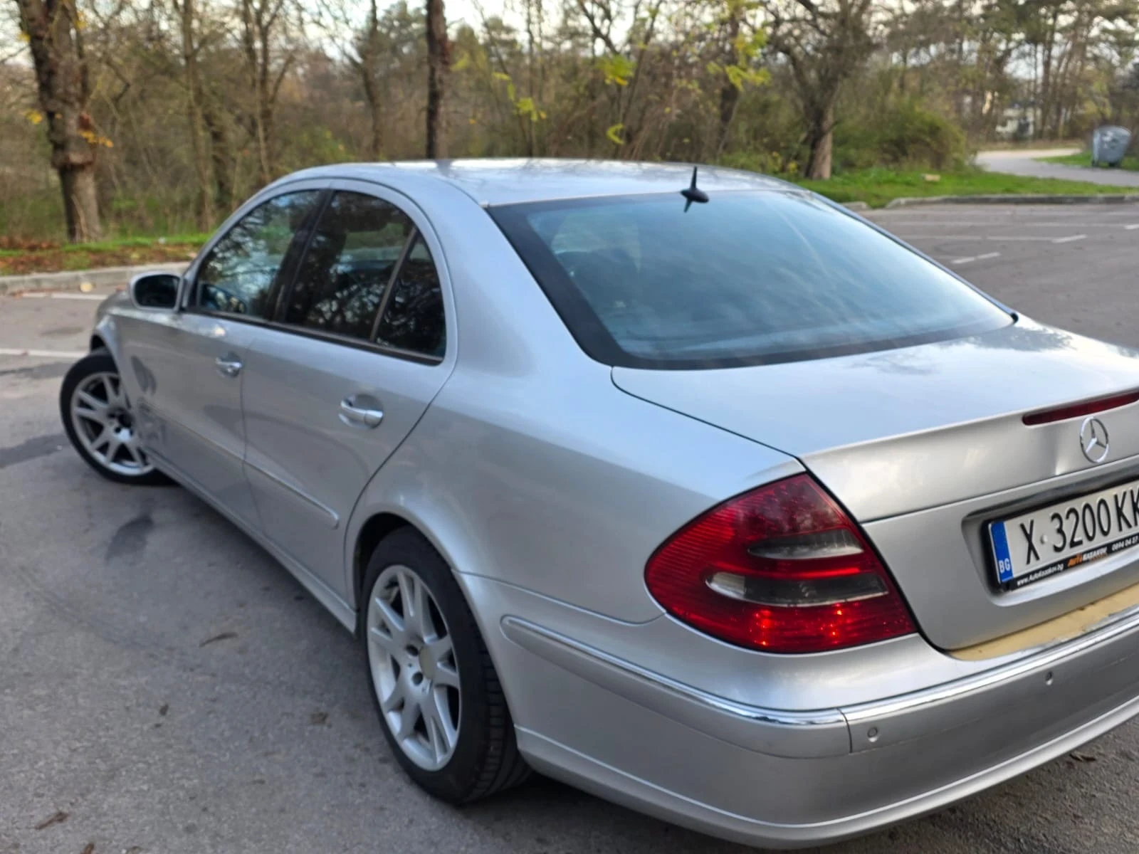 Mercedes-Benz E 270  - изображение 4