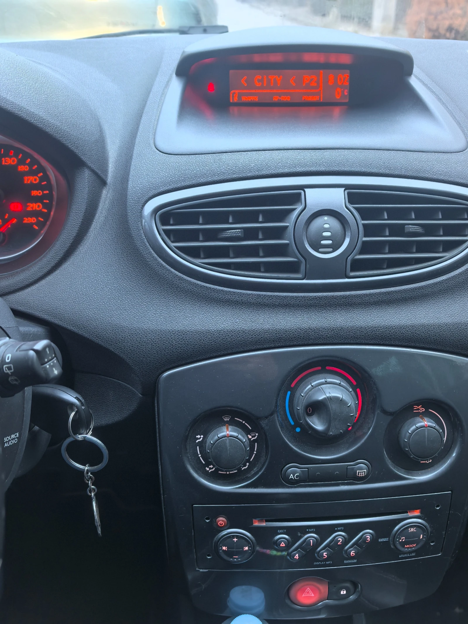 Renault Clio 1.5 dCi  | Mobile.bg � ����������� 11