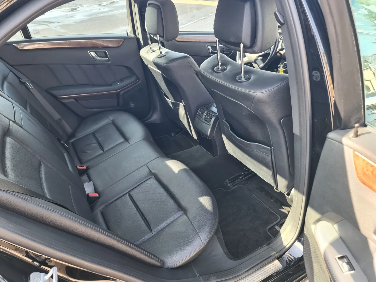 Mercedes-Benz E 350 | Mobile.bg � ����������� 13