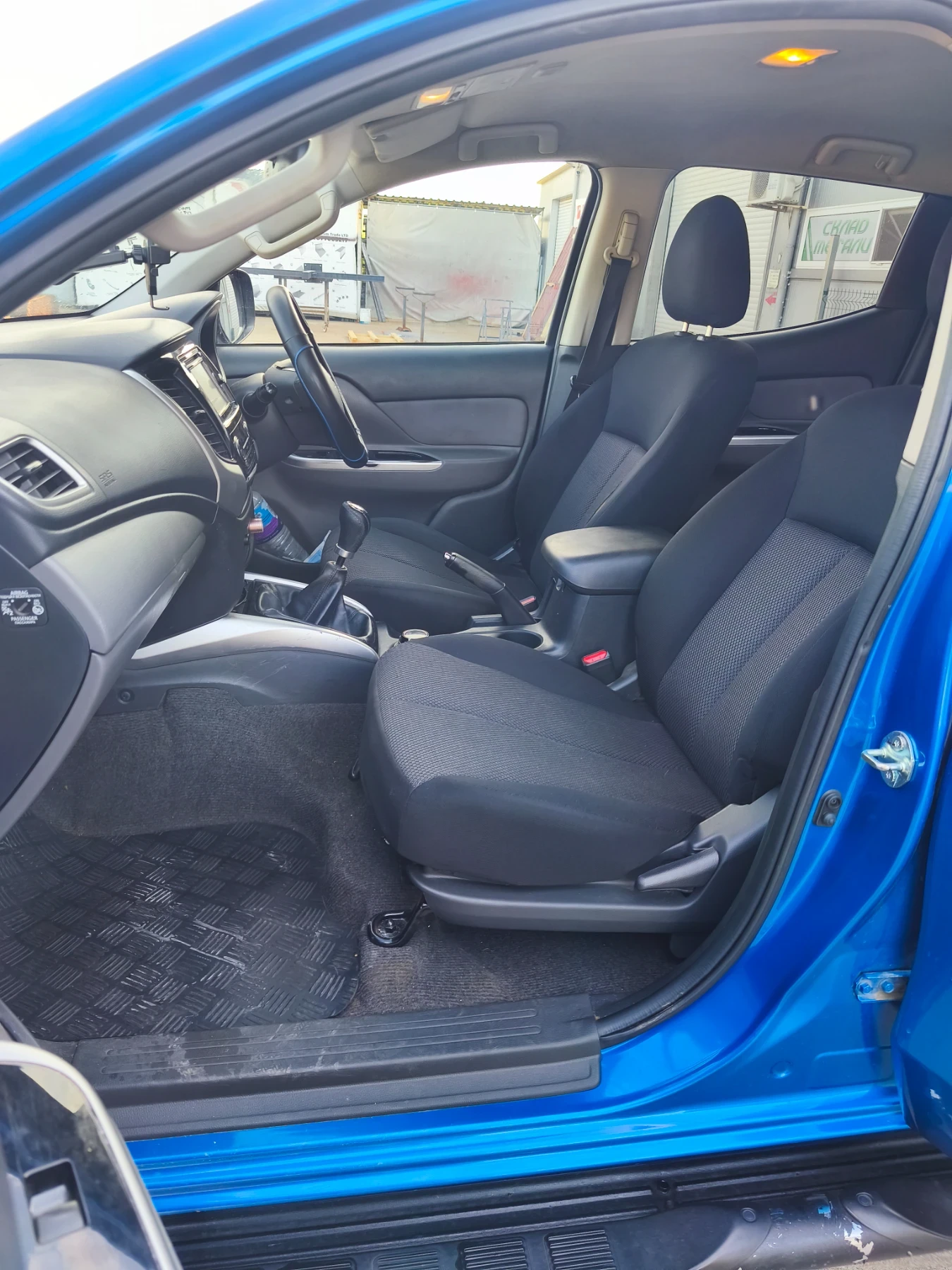Mitsubishi L200 TITAN РЪЧКА , снимка 11 - Автомобили и джипове - 53403924