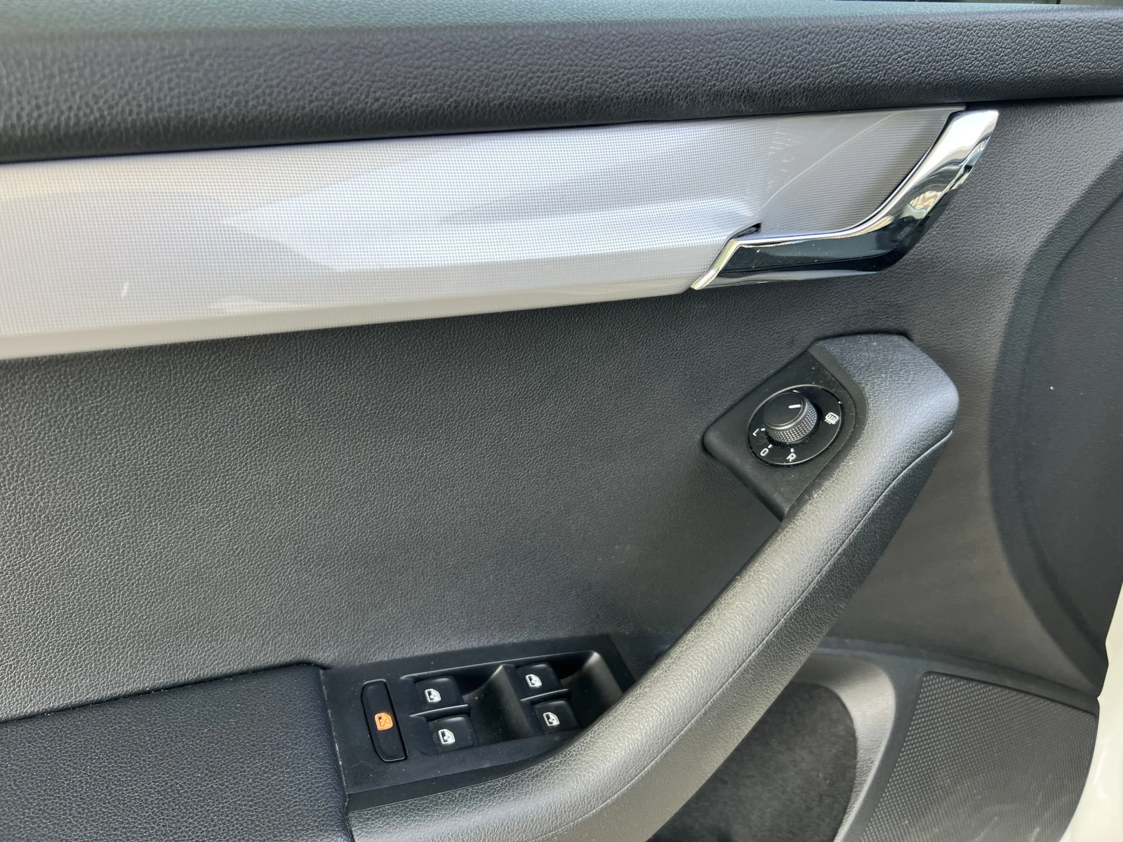 Skoda Octavia 1.2 TSI/COMBI/AMBITION/PARKTRONIC/86K KM/ - изображение 7