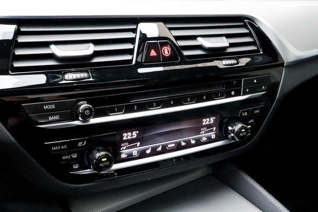 BMW M5, снимка 7 - Автомобили и джипове - 53894465