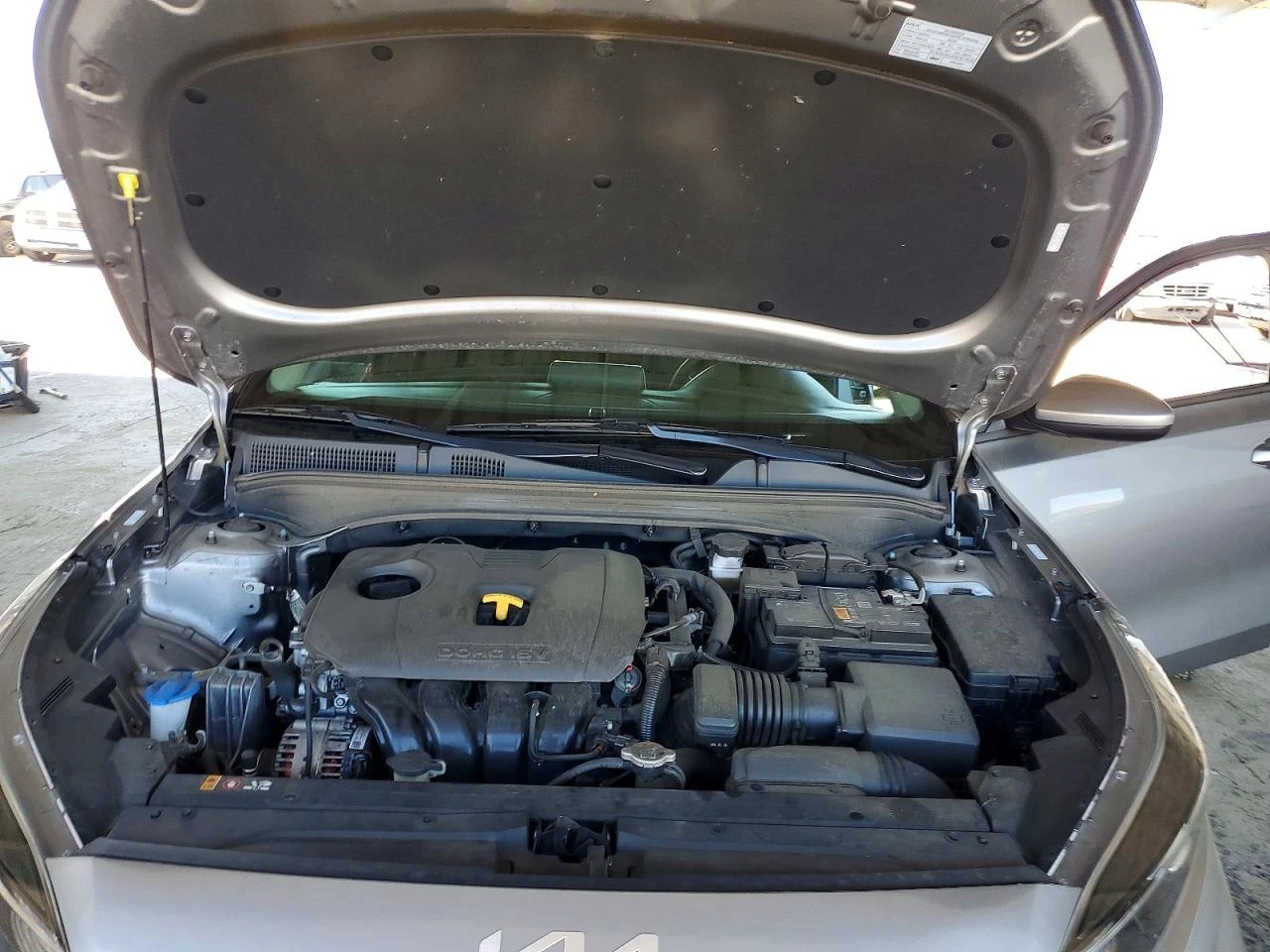 Kia Forte LXS, снимка 11 - Автомобили и джипове - 53962729