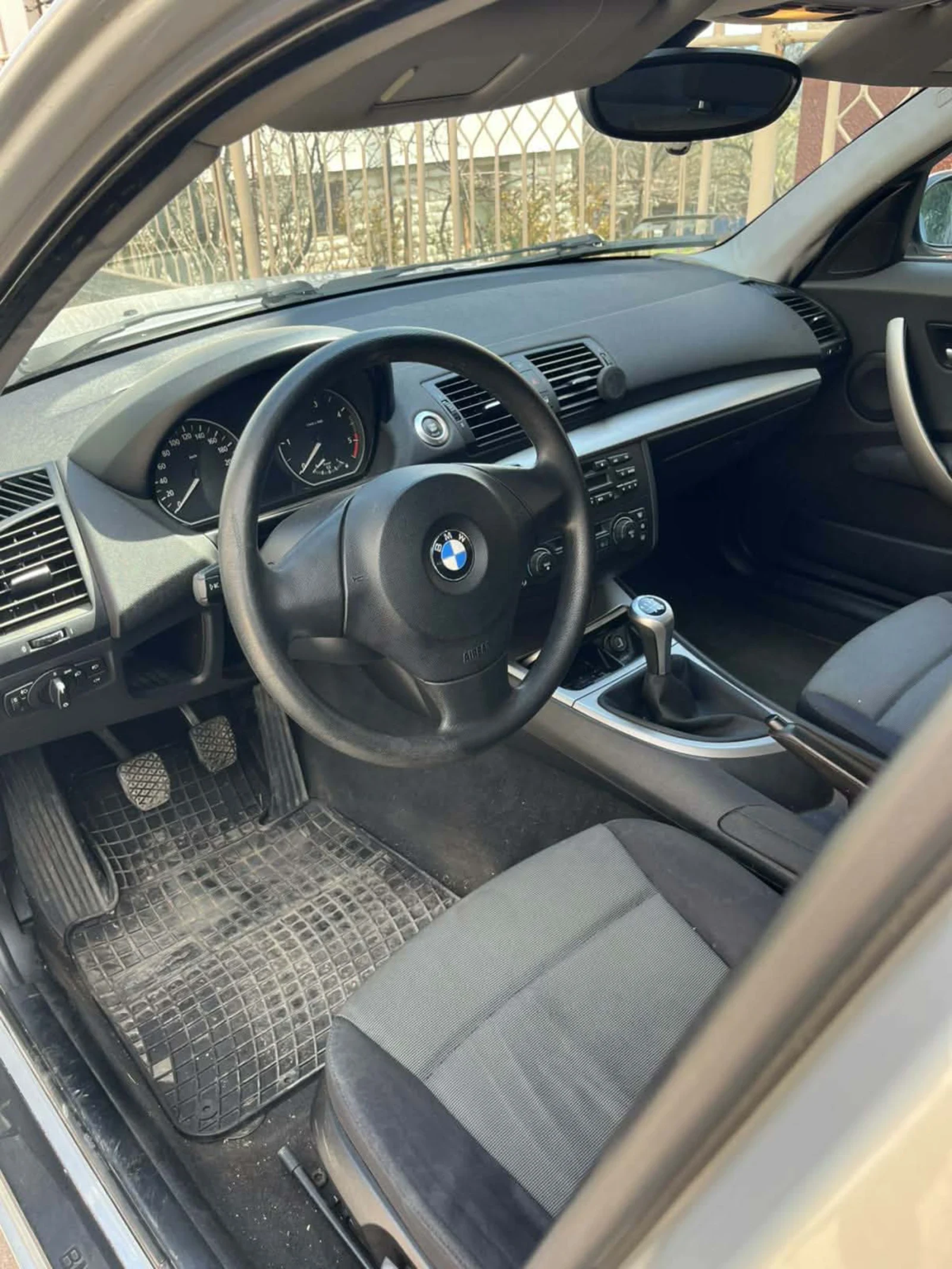 BMW 118 2, 0 143 ks, снимка 3 - Автомобили и джипове - 54003510