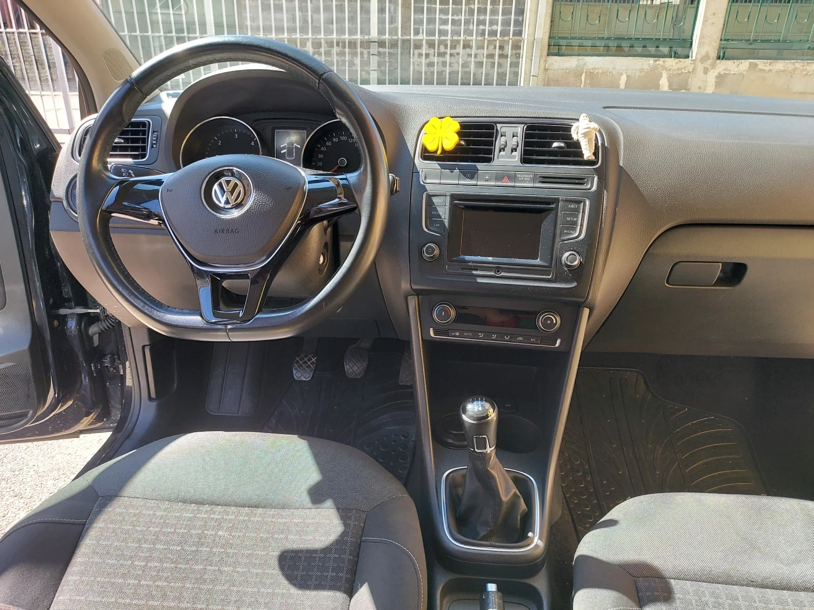 VW Polo, снимка 11 - Автомобили и джипове - 54099547