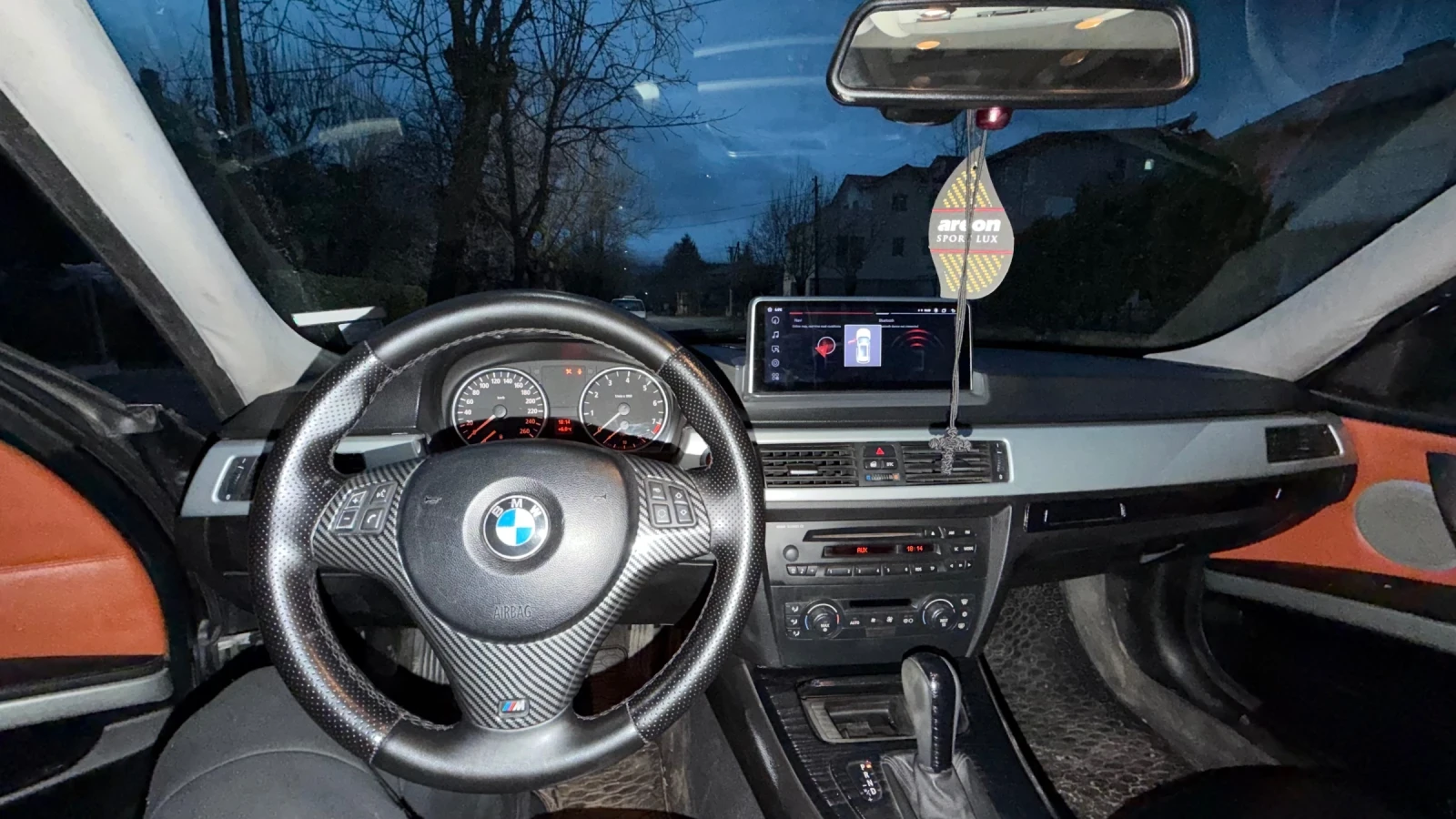 BMW 330, снимка 9 - Автомобили и джипове - 54181459