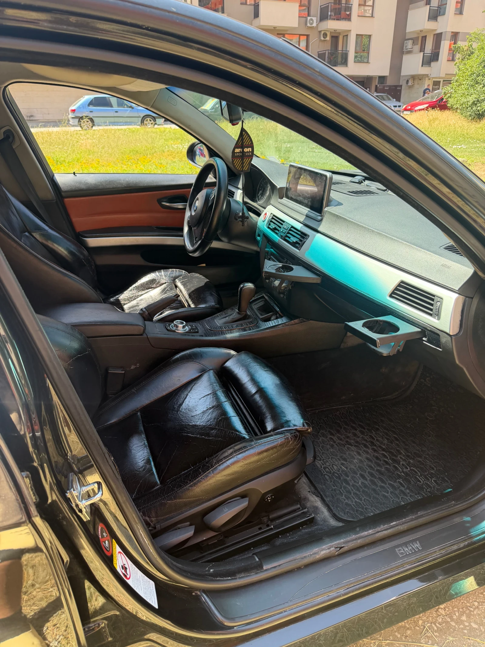 BMW 330, снимка 9 - Автомобили и джипове - 55253066