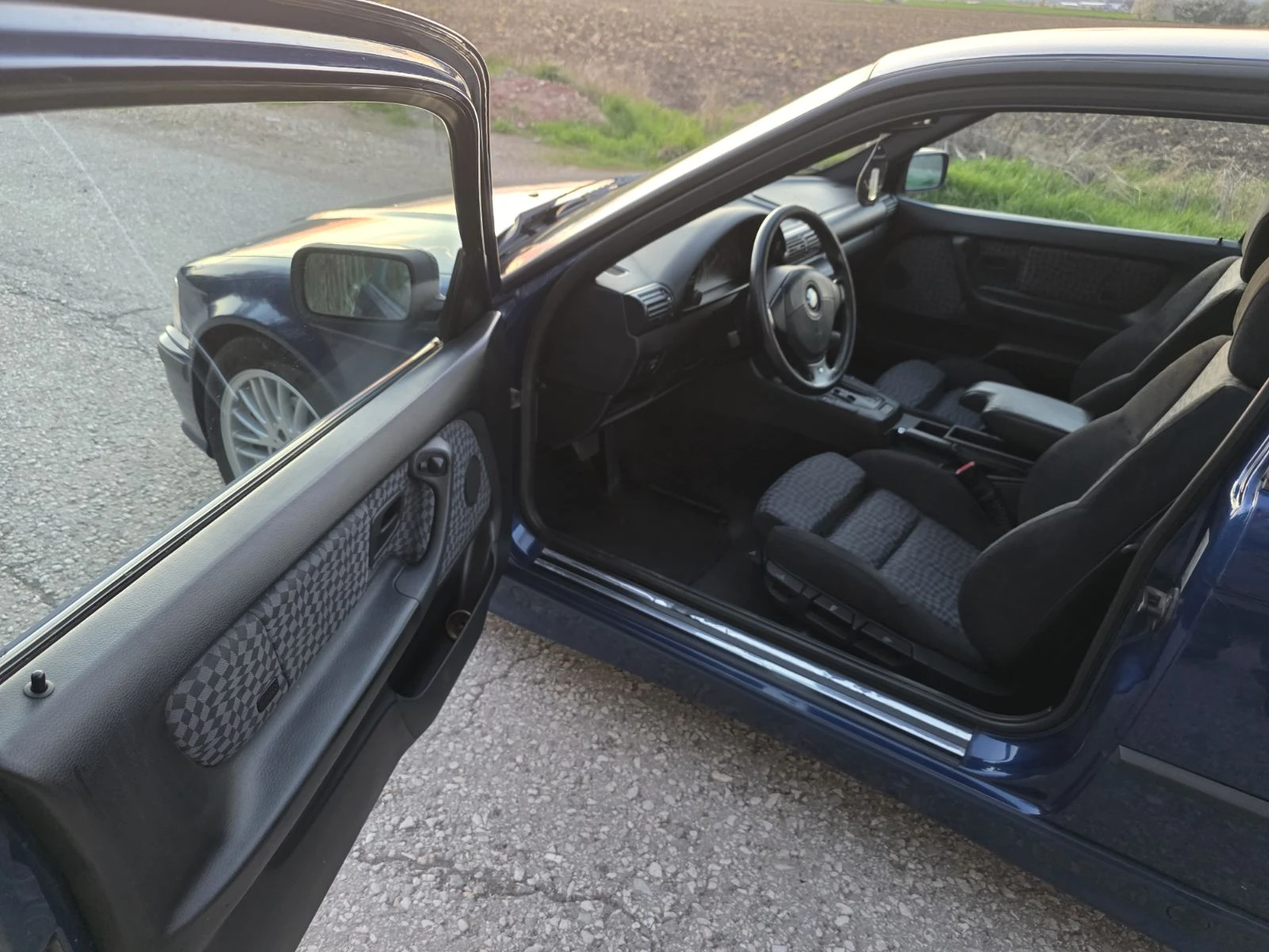 BMW 323 TI, снимка 9 - Автомобили и джипове - 54422064