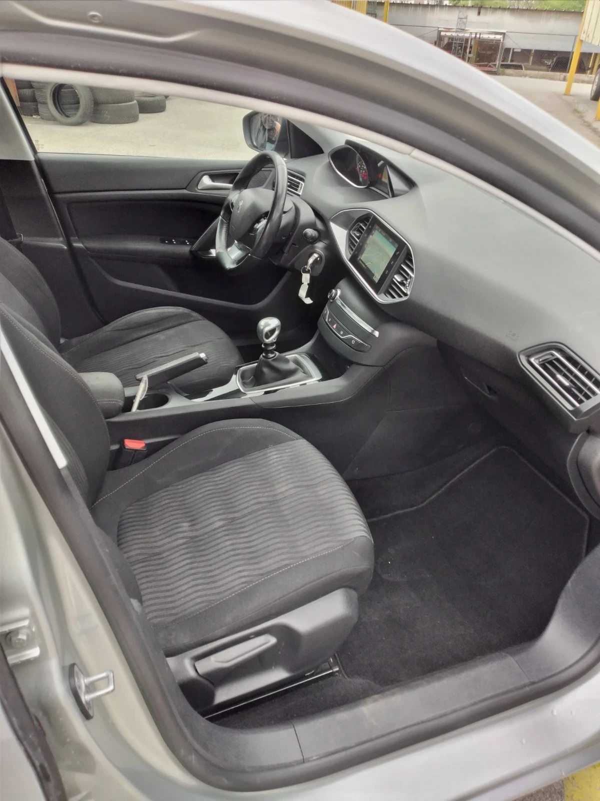 Peugeot 308 1.6 HDi 116 к.с., снимка 11 - Автомобили и джипове - 54455750