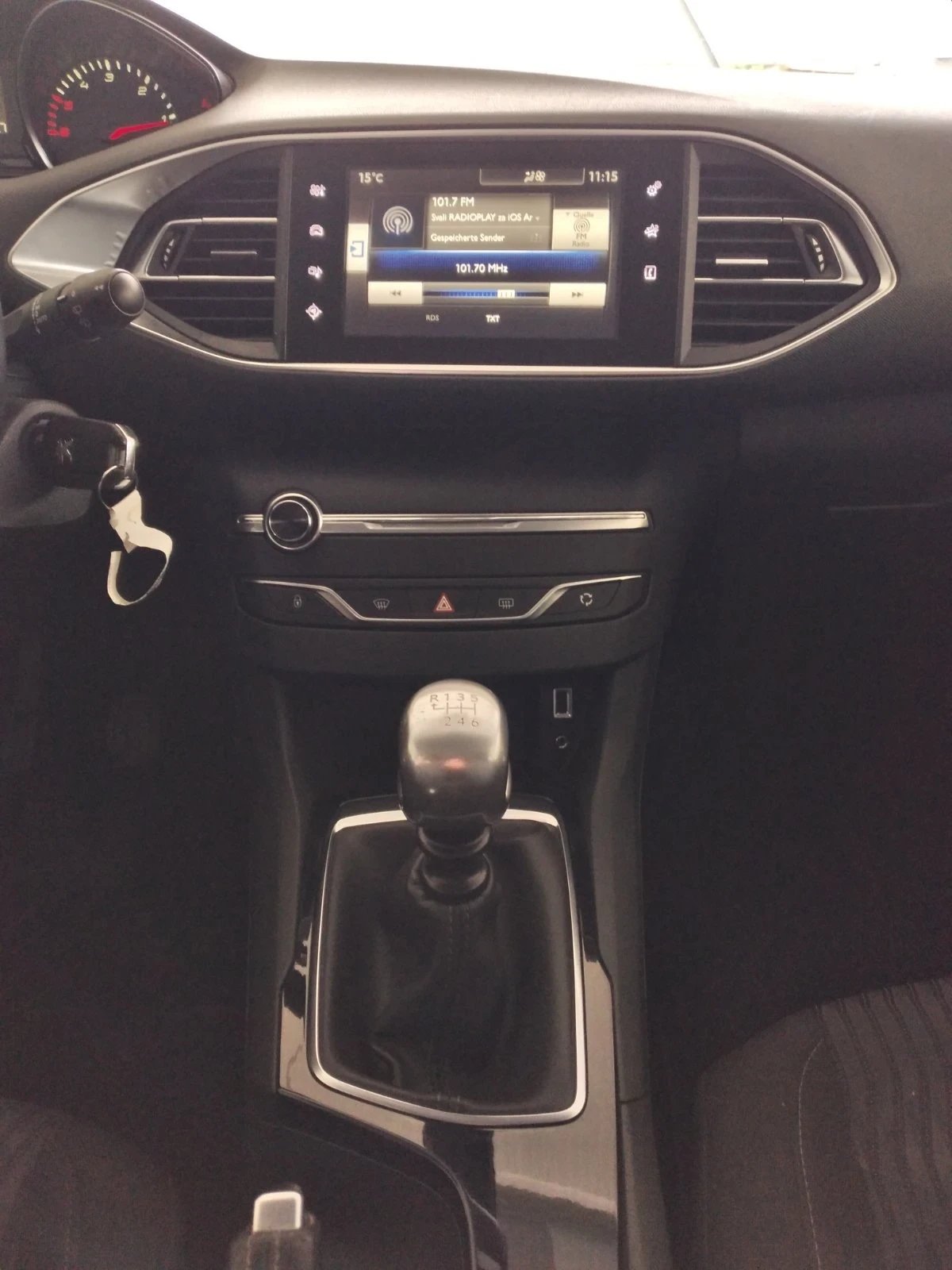 Peugeot 308 1.6 HDi 116 к.с., снимка 10 - Автомобили и джипове - 54558821